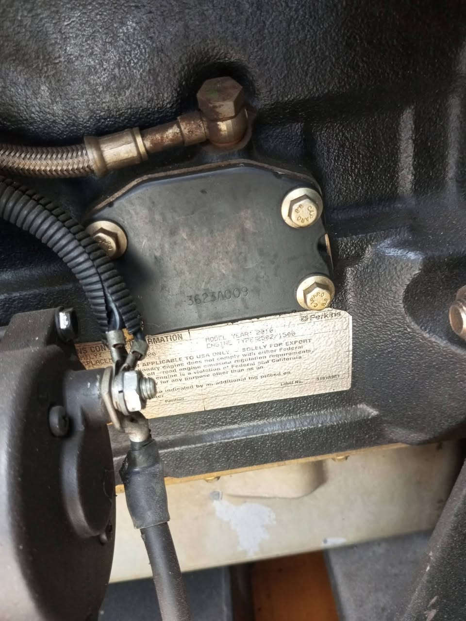 السلام عليكم مولد بيركنز انكليزي اصلي 
 45كيفي 3 سلندر.  كاتم 100% 🔊
. الاستفسار عل واتساب📞
 *********** 📞***********
توصيل كافه المحافظات  🚛
العنوان أربيل اصناعه الجنوبي
