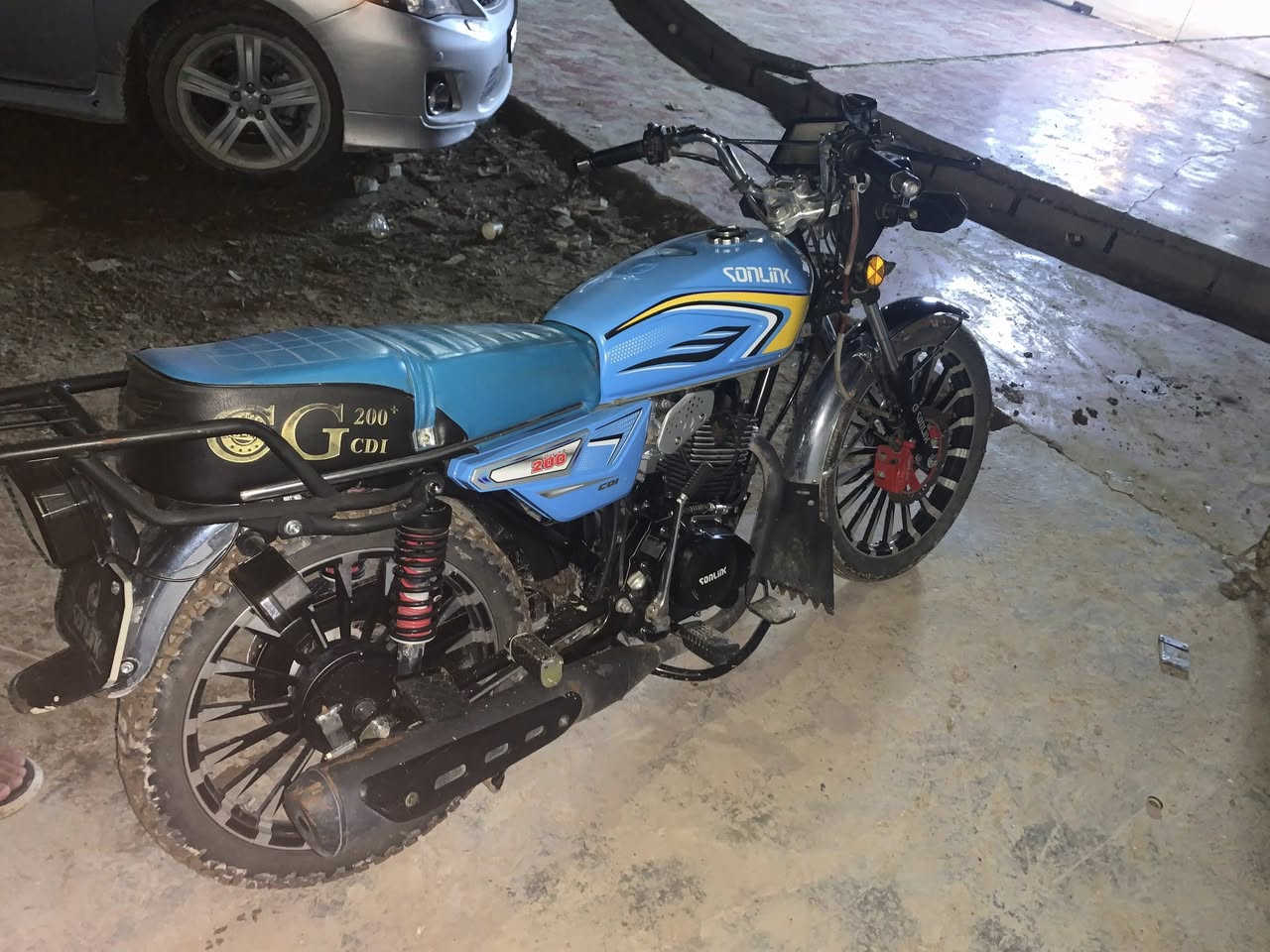 سلام عليكم دراجه ايراني 25 للبيع لسعر800وبيه مجال دراجه نضيفه ومرتبه
***********
