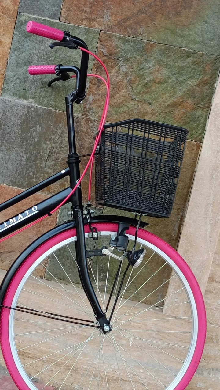 ━━━━━━━━━━━━━━
👋🌿 الســلام عـلـيـكـم ورحـمـة الله وبـركـاتـه 🌿👋 (#العنوان #كربلاء #طوريج )

🚴‍♂️✨ دراجـــه هـــوائـــيــة لــلــبــيــــع ✨🚴‍♂️
#نوع بناتي شكل مميز 
📦🔥 حــــاويــــه أصــــلــــي #حجم 26 
#موديل 2020  غير مستخدم 
💯🔧 نــظــافــة – ٩٥٪؜
🛠️✔️ شـــرط الــفــحــص والــنــظــافــة والــضــمــان 
#ملاحظه لون الأطارات بلاديات 

🚚📦 تــتــوفــر خــدمــة تــوصــيــل
لجــمــيــع مــحــافــظــات الــعــراق

📞📲 للاستفسار أكثر: ***********
🌹🤝 أهــــلاً وســــهــــلاً بــــكــــم 🤝🌹
━━━━━━━━━━━━━━
