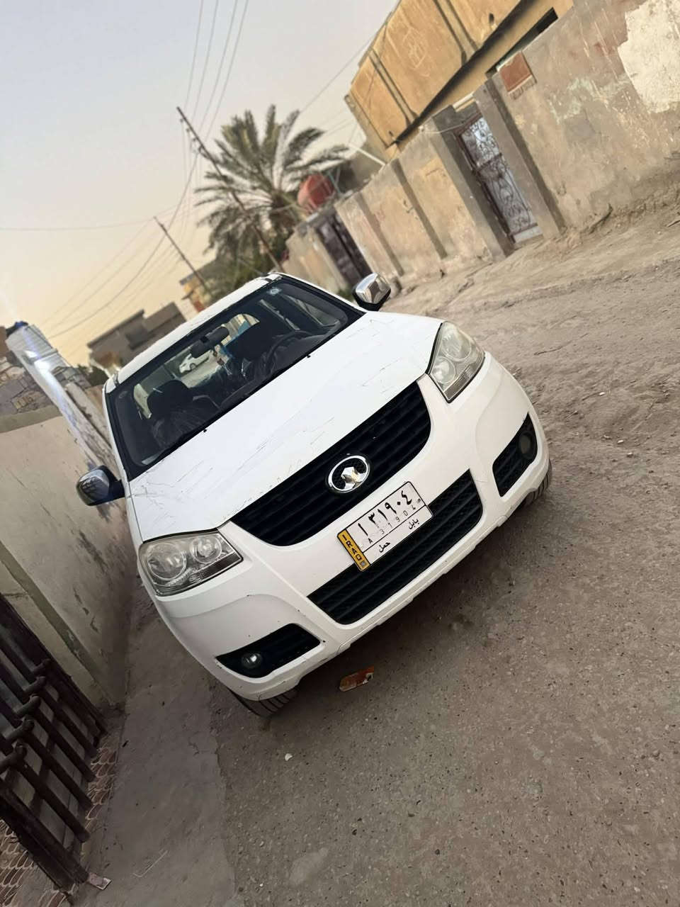 السلام عليكم ورحمه الله وبركاته اخواني الكرام اليدور نضيف جدا كريت ويل موديل 2015 السياره جديده بمعنه الكلمه نصبته حلوه رقم وسنويه بابل السياره استلام شركه من 2015 لحد لان رقمه بابل السياره مكفولة كفاله عامه لاضربه لاعوره لاصبغ لاخياس السياره كفاله رقم صاحب السيارة لأستفسار اكثر ‏‪0781 866 5252‬‏
