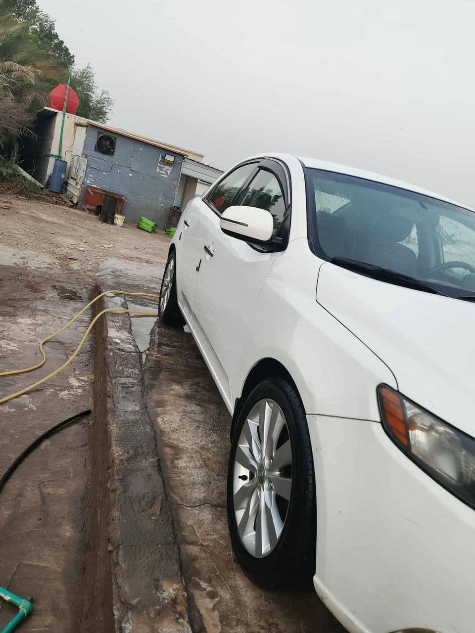 سيراتو موديل 2012 رقم اربيل  محرك وكير خير من الله تخم تاير جديد تحكم ستيرن اشاير مري كهربائيات كله شغاله ماعدا التبريد نقص غاز ***********
