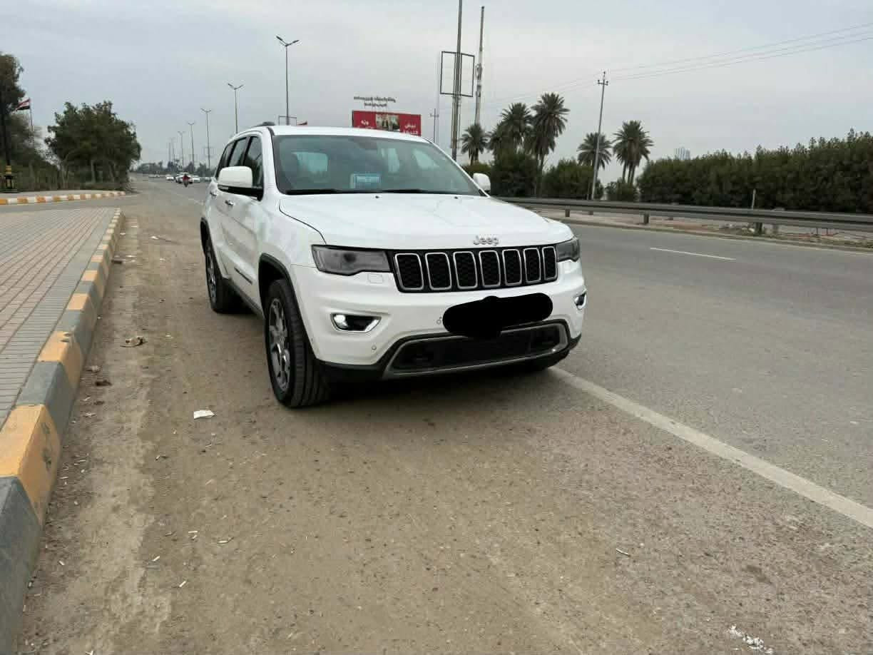 السلام عليكم
للبيع جيب كراند شيروكي  لمتد
بدون حادث 
بيها بارد قبق جنطه وكارت طرف الجاملغ الامامي الايمن موضح بالصور

مديل2020

فووووول مواصفات 

بصمة تشغيل و ابواب 

مقاعد جلد تدفئة و تبريد امامي

مقاعد خلفي تدفئة 

حساسات خلفية و نقطة عمياء 

تنبيه الخروج من المسار 

اوتو ستوب 

توقف ذاتي للخلف

بانوراما 
3 شاشات

3 وضعيات قيادة و فور ويل 

كشنات امامي كهرباء و كشن السايق خزن ميموري 

صندوق كهرباء

هيترات بالمري و  بقية المواصفات المعروفة …..

ماشية100الف ميل
رقم اربيل

مكاني الديوانيه

للاستفسار الاتصال او مراسله واتساب 

***********
