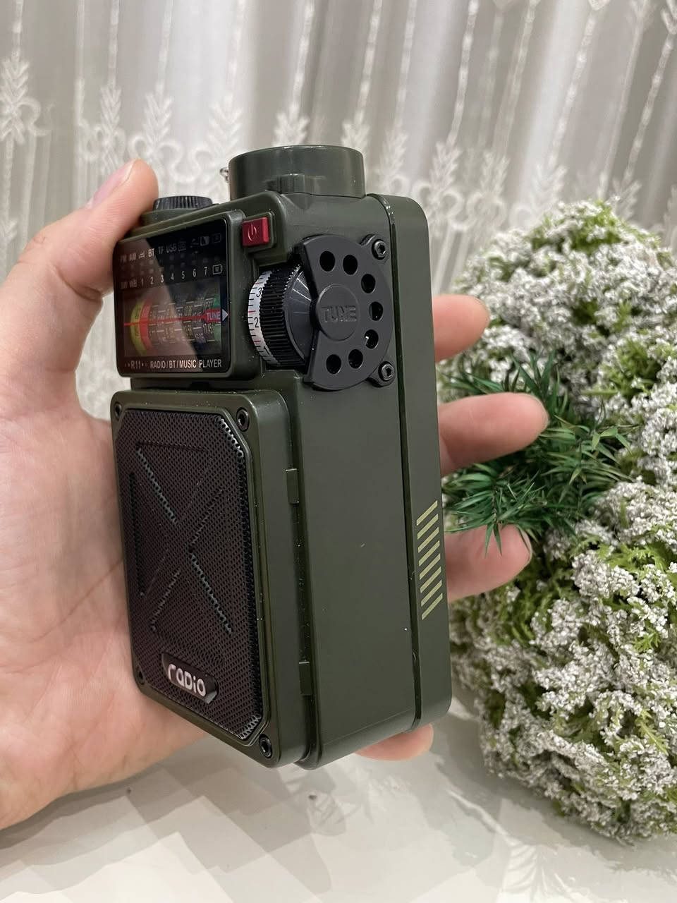 راديو طوارئ  موديل R11 لون زيتوني
3 موجات AM FM SW
بلوتوث 
شحن تايب C و هندر وطاقة شمسية
منفذ رام

للطلب والاستفسار على الخاص
متوفر توصيل لجميع محافظات العراق


**إذا كنت صاحب هذا الإعلان وتريد حذفه لأي سبب، رجاءا أرسل رسالة إلى الدعم الفني**