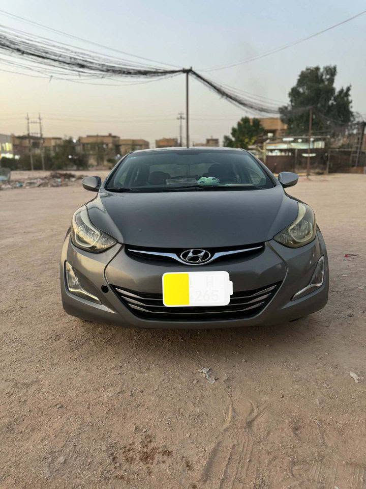السلام عليكم ورحمة الله النتره امريكي قبق جنطه ودور الجاملغ وبيه حالوب قليل وباردات بدون صبغ رقم بغداد  ميه واعشره وبيه مجال ***********     ***********
