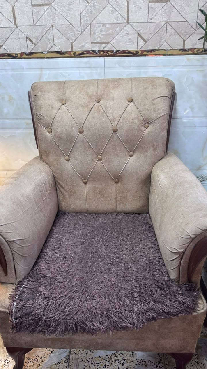 تخم تركي يحتوي على خمس قطع اثنين كبيره واثنين صغيره وحده وسط
السعر 750 للاستفسار مراسله خاص


**إذا كنت صاحب هذا الإعلان وتريد حذفه لأي سبب، رجاءا أرسل رسالة إلى الدعم الفني**