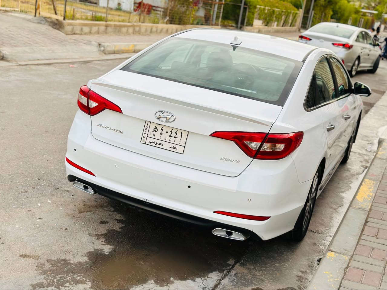 السلام عليكم 🌹🌹 للبيع 
سوناتا موديل 2016 
وارد امريكي رقم بغداد تحويل مباشر 
حادث بنيد فقط مبدل بدون دواخل شرط 
مواصفات فول سبورت  SPORT
🍀شاشه جبيره 
🍀كامره 
🍀تحكمات ستيرن 
🍀بصمه تشغيل وابواب 
🍀سلايت 
🍀كشنات جلد وكهرباء 
🍀رادار جانبي وخلفي 
🍀حساس خلفي 
🍀تبريد قطعتين 
🍀اشاير مري 
🍀محرك 2400 
🍀ويل ١٧ كروم 
🍀السياره جديده وجاهزه
🍀ماشيه ١١٩ ميل 
السعر 142 ورقه وبيه مجال 
والشراي يتفضل 
***********
*********** العنوان فلوجه الفلوجة, الأنبار
