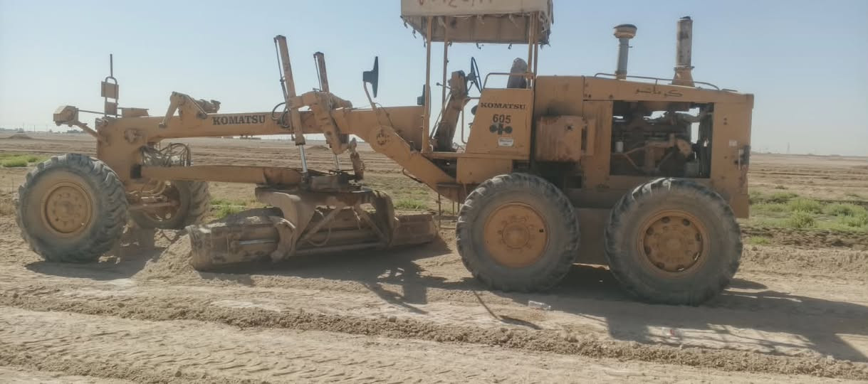كريدر 605للبيع مكينه نضيفه وجاهزه للاستفسار ***********
