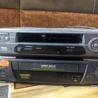 فيديو كاسيت • عاطل • قطع غيار