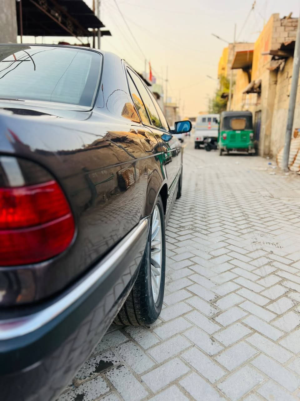 السلام عليكم خفاش البيع سياره جاهز من كلش موديل 96العنوان البصره السعر 90 
رقم تصل ***********
