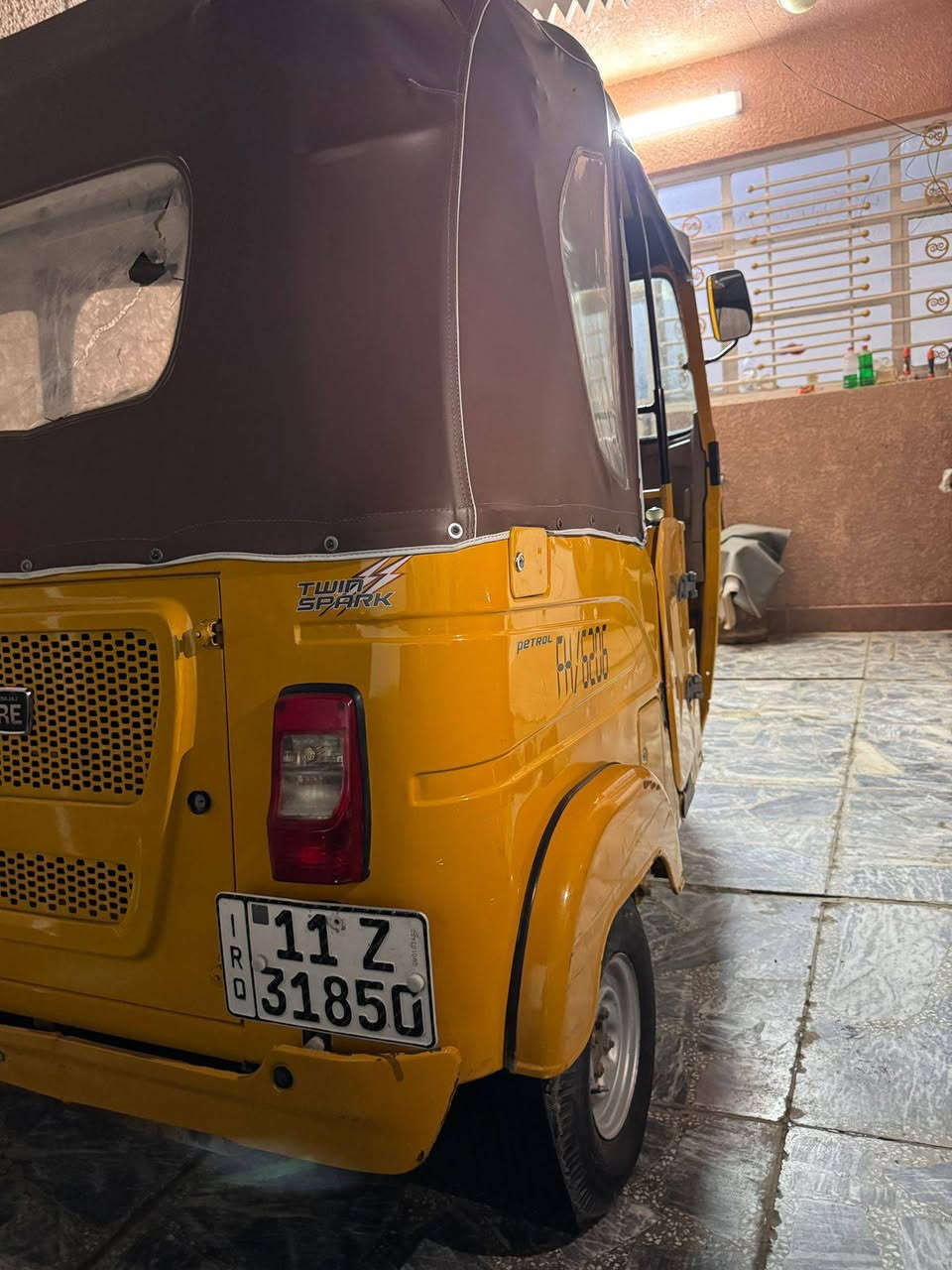 السلام عليكم تكتك مديل 22 رقم وسنويه انكليزي ثاني يوم احولك
كفاله عامه من التاير للتاير ماعده بيهة لغد واحد 
كل نقص مابيهة وجيب وياك فيتر وافحص 
التكتك مال بيت ماشتغل بيهة خير من الله تحويل ثاني يوم 
السعر 8و700 وبيهة مجال للطيبين *********** 
مكاني الامين الثانيه
