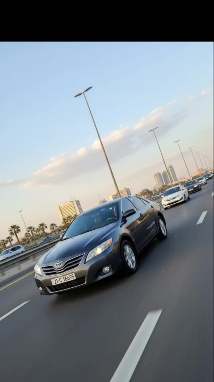 السلام عليكم كامري2010امريكي رقم سليمانيه باسمي بدون حادث بدون صبغ شبر  بالبنيد فقط السياره مكفوله من الضربة والصبغ والتبديل كير ومحرك مكفول السياره LE كشن كهرباء تحكم ستيرن مثبت سرعه نوافذ السياره حمايه اطفال السعر 122$مكان السيارة بغداد هـ***********
