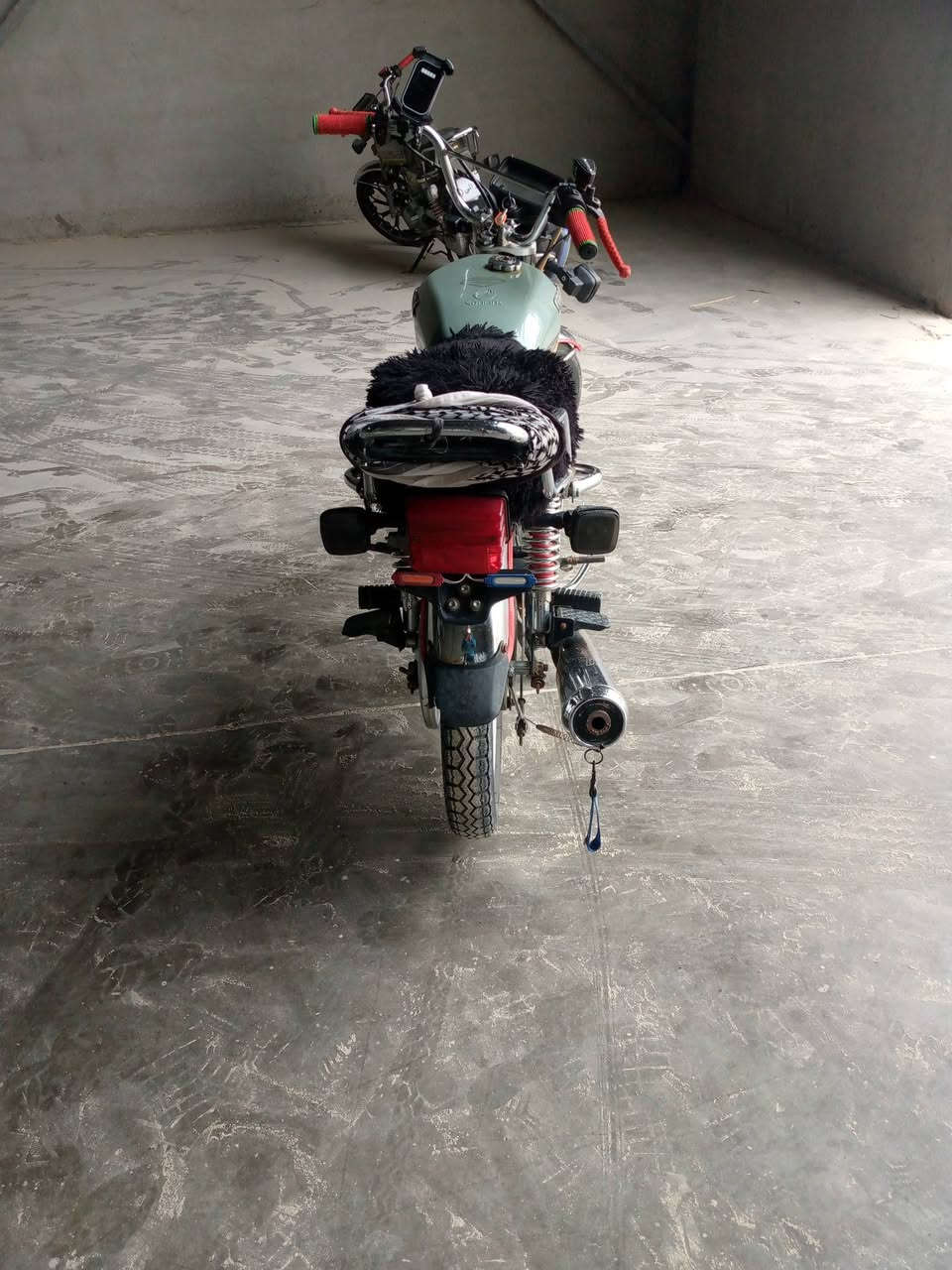 السلام عليكم سفانه 23اوراق اصولي محرك مامفتوح مراوس بشلامجه حسب لاتفاق


**إذا كنت صاحب هذا الإعلان وتريد حذفه لأي سبب، رجاءا أرسل رسالة إلى الدعم الفني**