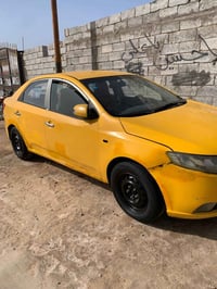 تكسي • رقم مميز ٧٦٩ • تاير جديد