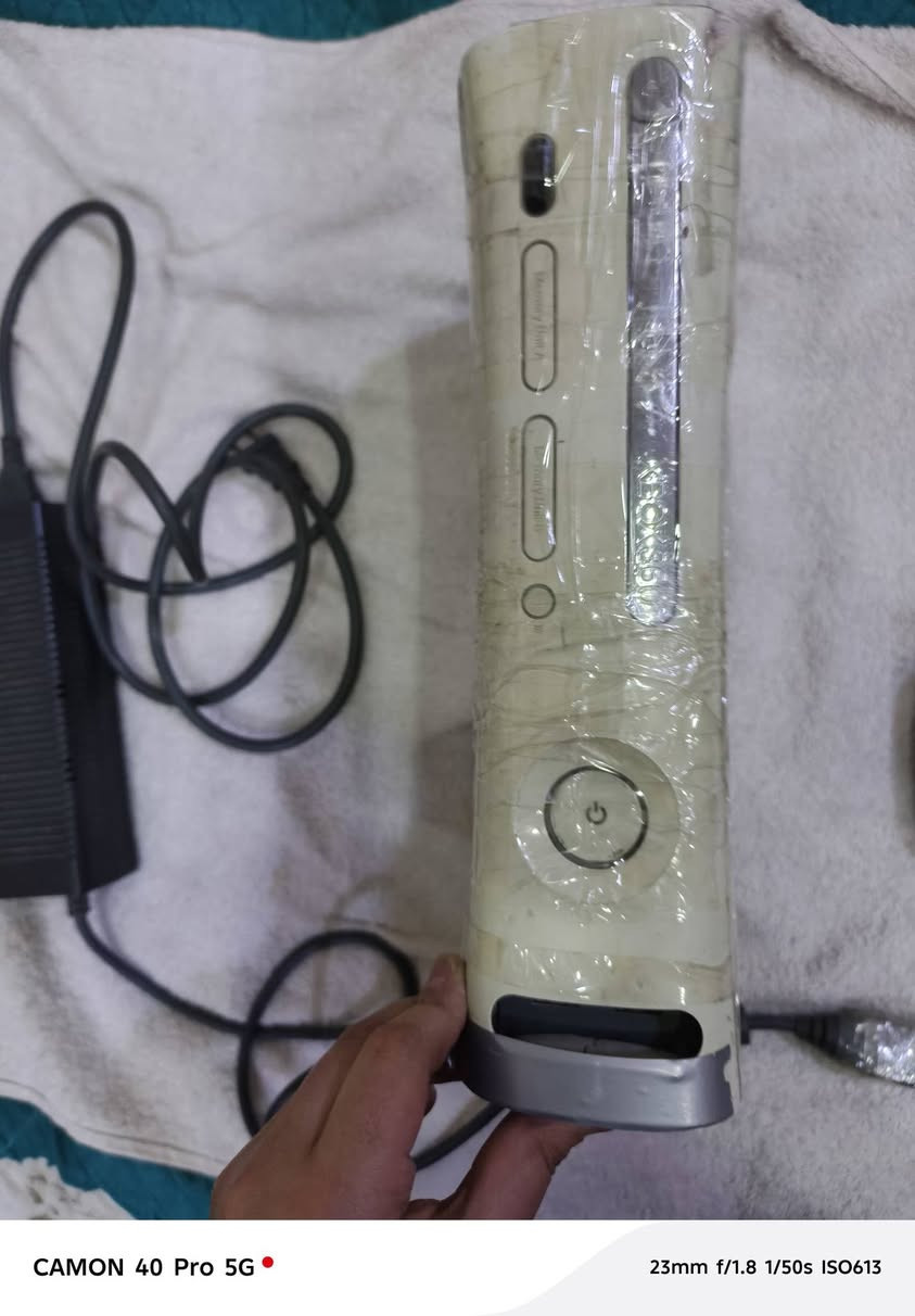 السلام عليكم عدي بلاي اكس بوكس 360 للبيع السعر 45 وبي مجال شيء بسيط


**إذا كنت صاحب هذا الإعلان وتريد حذفه لأي سبب، رجاءا أرسل رسالة إلى الدعم الفني**