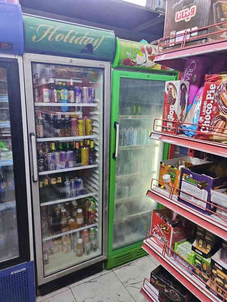 عارضات ايكور تركي ابو الحسابه نضافه وتبريد فول العنوان بغداد العبيدي ***********
