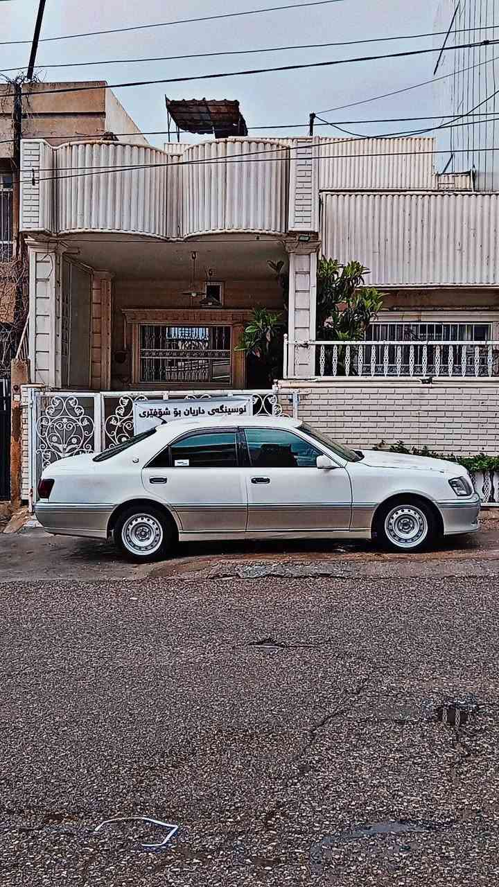 سلام و عليكم
مه ليكه ي براوه تازه داخل بو بو فروشتن
3 دوكمه
مه كينه D4ي كه وره
موديل 2003
4كوشن كاره با
تحديد سورعه
ته بريد سارد و كه رم
ده شبول نجف
بشت كريستال
بشت و بيشي كه بسه 
جوار تايه و ويلي لوك
سعري 45 ومه جال
((***********))
