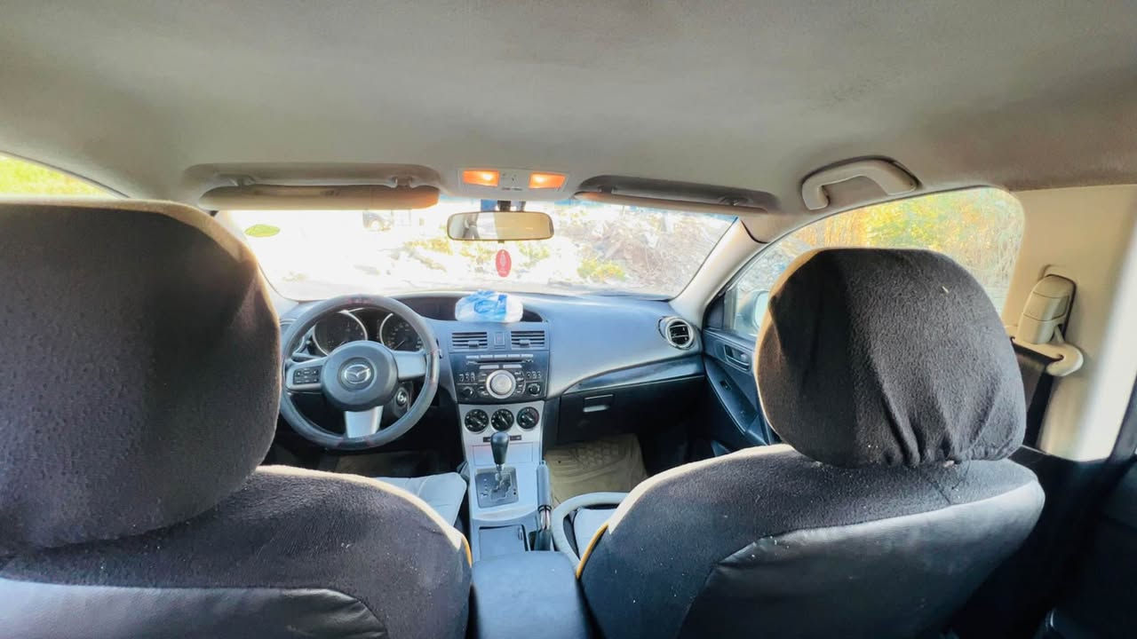 مازدا زوم 2010  گێر و مەکینە و تەبرید بەشەرت
یەک لای  سبوغە چوار تایەی نوێ  سەیارەکە بێ مەسروفە 
8 وەرەقە غرامەی لەسەرە 
شوێن هەولێر
*********** أربيل, العراق
