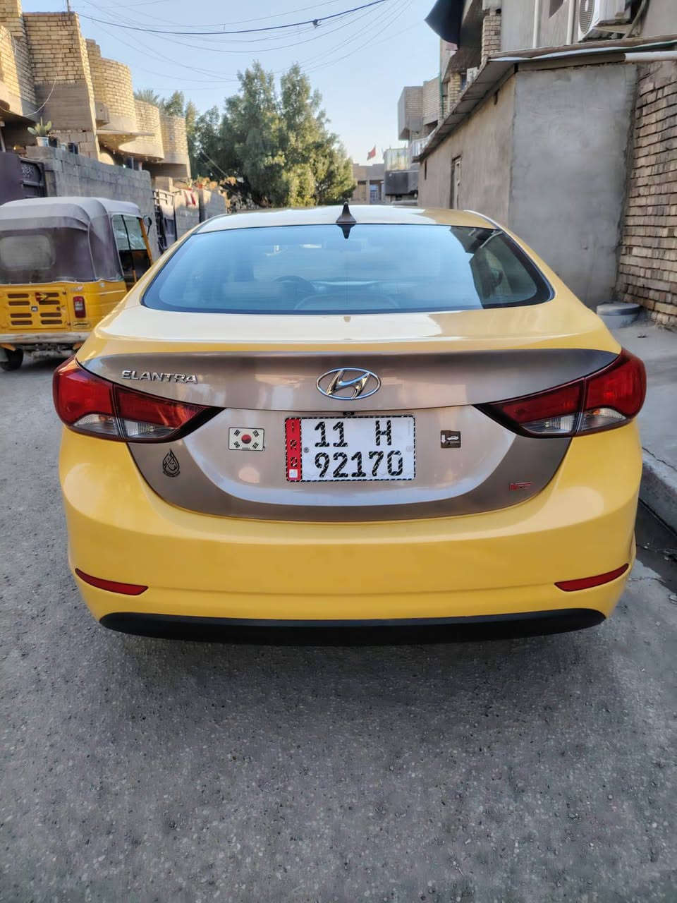 النترا ٢٠١٥ امريكي ليبل واحد حادثه بنيد فقط نفسه 
مكينه١٨٠٠ دوش المرغوب تبريد ثلج صدر خلفي امامي تخم تاير جديد أرقام نكليزي بغداد كشنات جلد 
سياره جديده بدون معجون السعر ١٠٨ وبيه شي بسيط الشراي يتصل 
***********
