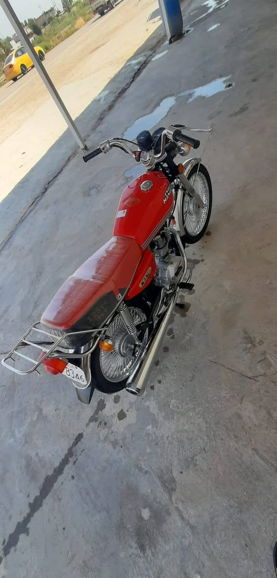 سلام عليكم 
دراجه اربع كير سكنر موديل 25 . نامه ابرو  السعر ب650
 نضافه فول مكفوله من كلشي. وباقي التفاصيل خاص 
مكاني قضاء الحي.  ***********
