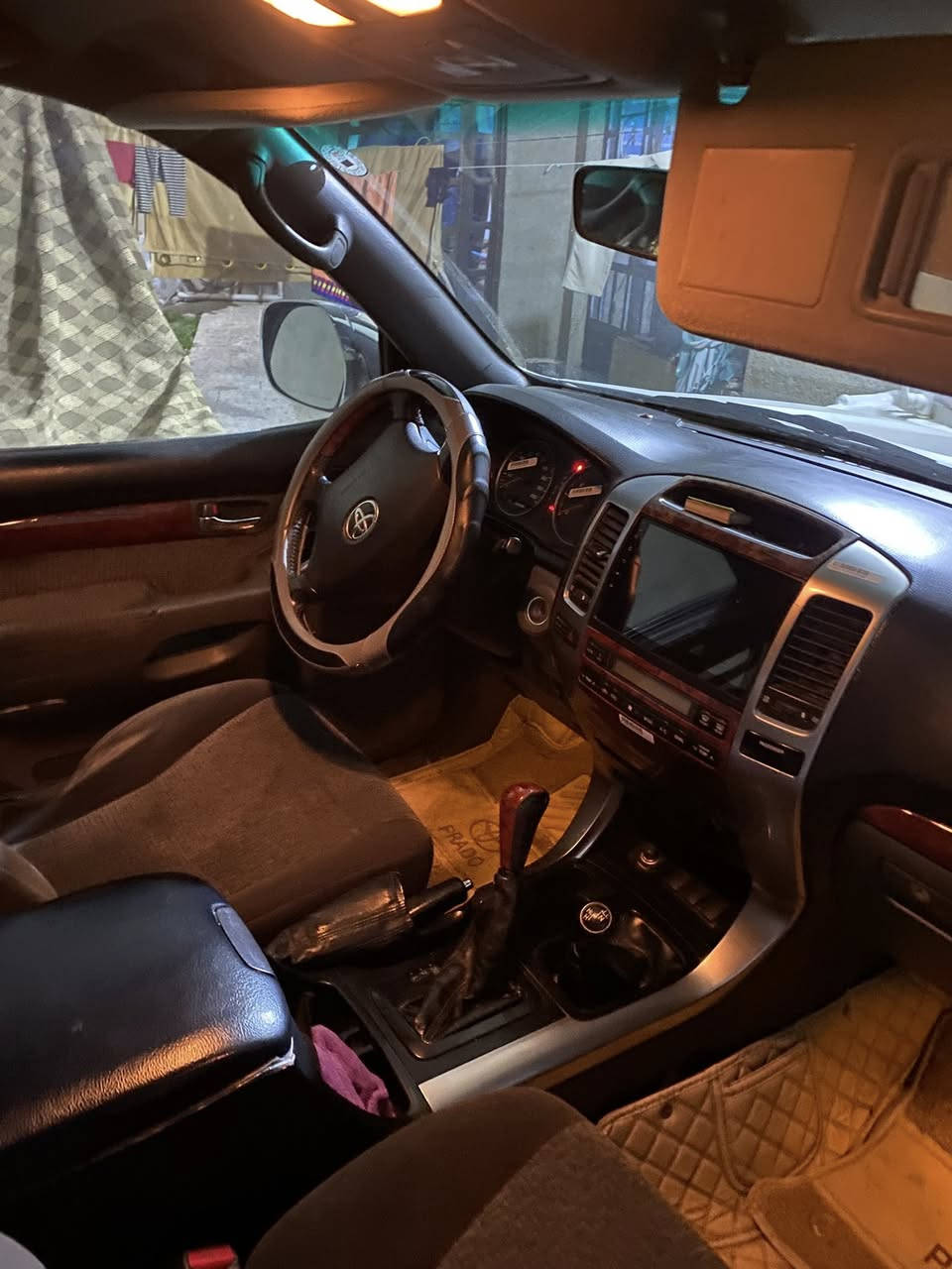 سلام عليكم برادو 2009 رقم اربيل بدون صبغ بس دعاميه إماميه مكان بغداد *********** استفسار
