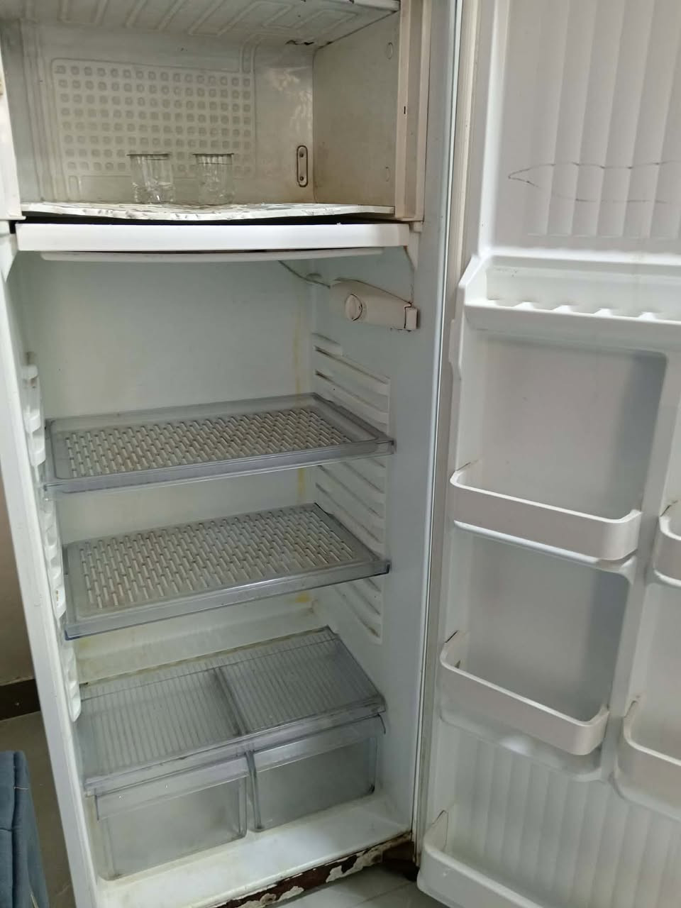 ثلاجه شرط الشغل كرايزر الصليه السعر 200والمجمده مصلحه وشرط الشغل السعر 75تعال خاص وتدلل


**إذا كنت صاحب هذا الإعلان وتريد حذفه لأي سبب، رجاءا أرسل رسالة إلى الدعم الفني**