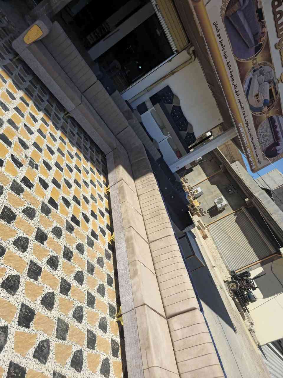 طخومه حطاطه ضمان 5 سنوات يفرش هول 5×4 السعر مليون للطخم الواحد
***********
