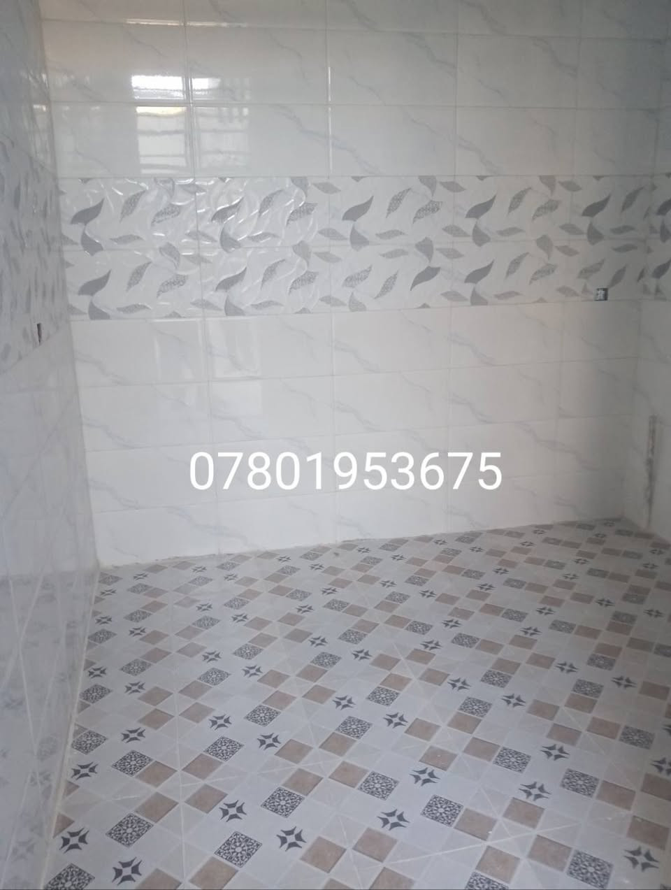 سلام عليكم خلفه متفرغ سيراميك بورسلين كاشي مرمر بآيات شغل درجه اولى واتساب ***********
