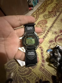 من رخصت الادمن  ساعات اصليه كلمن وسعره 07724606165