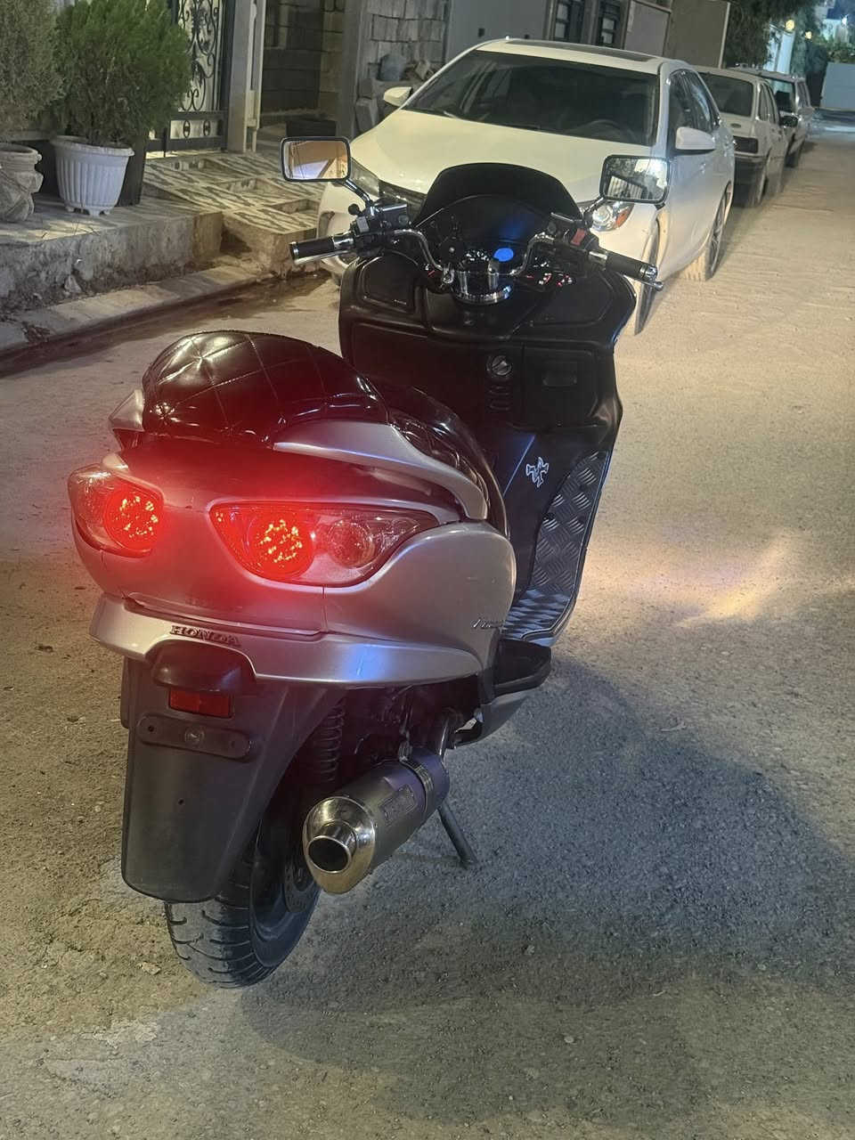 ‏سلام عليكم دراجة نظيفة نفس ما موضحة بالصور الشراي يتصل***********. ***********
