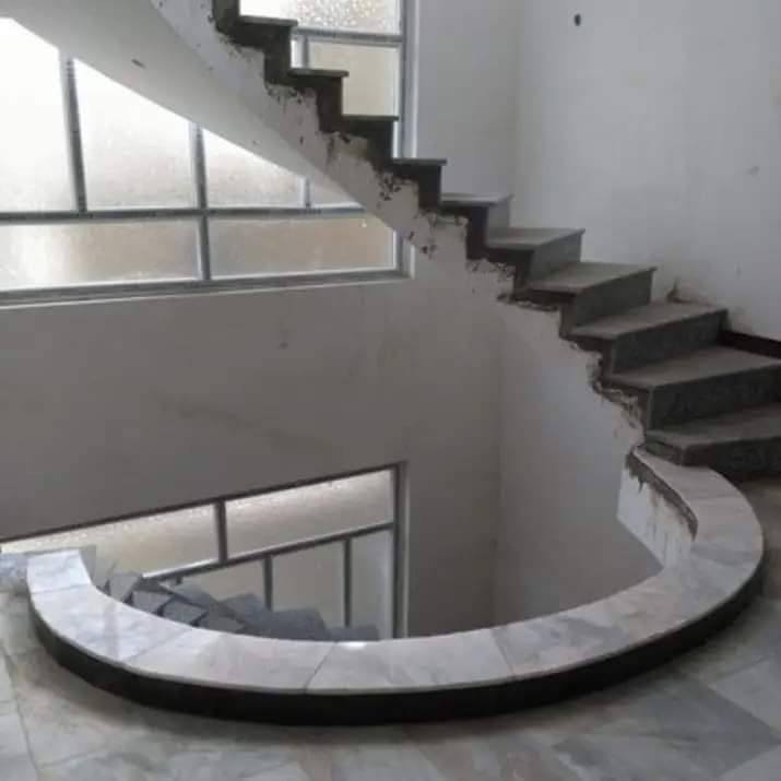 السلام عليكم ورحمة الله وبركاته..
أخوكم خلفة سيراميك (أرضيات وجدران) بخبرة طويلة ودقة عالية في العمل.
مستعد لتنفيذ كافة أعمال السيراميك والبورسلين وبأسعار مناسبة جداً مراعاةً للظروف.
نظافة العمل والأمانة هي شعارنا، والاتفاق يرضي الطرفين بإذن الله.
للاستفسار أو الاتفاق، يرجى التواصل عبر الخاص أو الاتصال على الرقم: [***********]
رزقنا الله وإياكم من واسع فضله."
