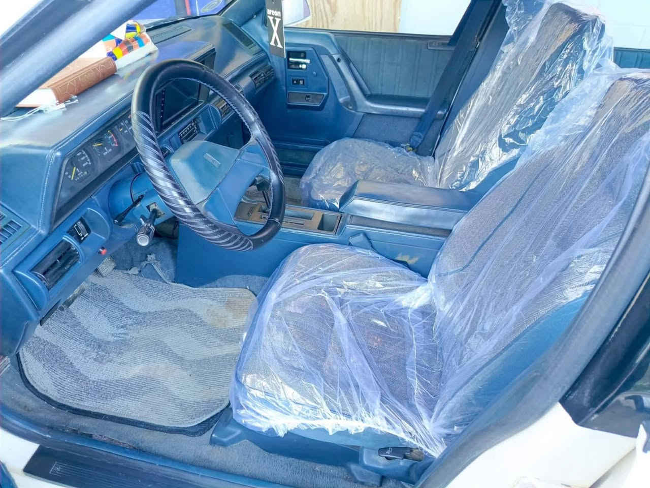 اولدز1990 انتيكا ⚜️
اولدز موبيل  موديل١٩٩٠ 

(تم تنزيل السعر)

 صبغ عام انطيك د مكفولة من اي ضربة بلادية وضع البلاد داخل نظيف 

٩٦٪؜ مع كبات كاملة 

تخم تاير جديد⚜️

محرك جديد⚙️  كير بشرط🕹️

كهربائيات كلها شغالة عالبلاد 👌

شاشة آيباد بلوتوث 📟🖥️

عليها ادامه كاملة من نوزلات بلكات دهن جديد،🎖️

تبريد  بشرط شغال ،❄️

سنوية ورقم 💳 جديد لل2029. 

بغداد انكليزي شرط تحويل السيارة مشروع وطني صاحبها بتكريت 

سيارة جاهزة من كلشي شرط ترايك بصرة وتمشي ٢٠٠

 نواقصها بس دبة مي مزروفة مامأثرة وچبنة محرك تصليحها ينزل من سعرهن ميكلف 70 الف 

لتواصل واتساب ورقم تلفون فقط(***********)

سعر ٦٣$ 💰📟💰وبيها مجال قليل .. يرهم مراوسب7 راكب  حسب القناعة بأقل واخذ فرق .

 اخوان الي مو شراي لايتصل ويكسر بسعر رجاءا مكاني صلاح الدين .

وشكرا
