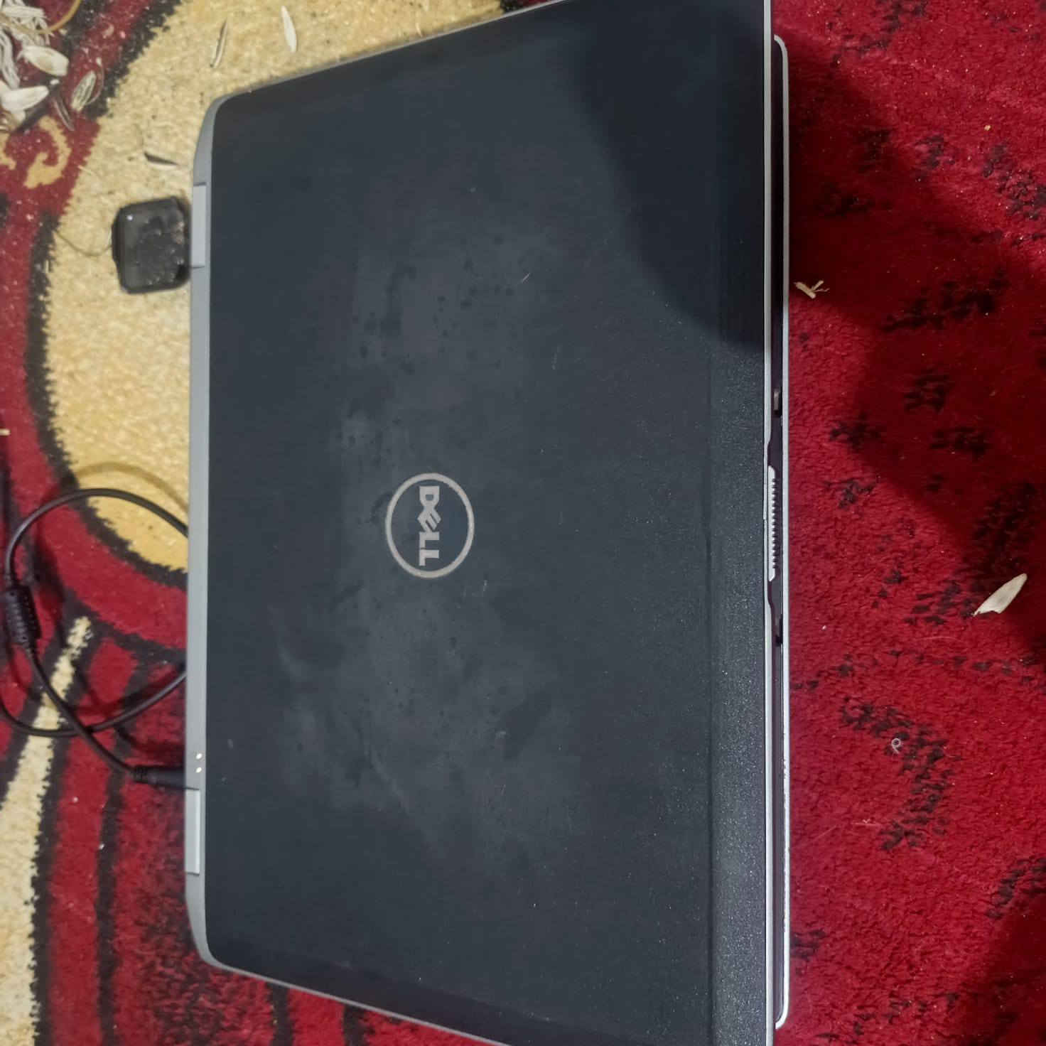 لابتوب نظيف للبيع معرف يا جيل السعر خاص  ***********
