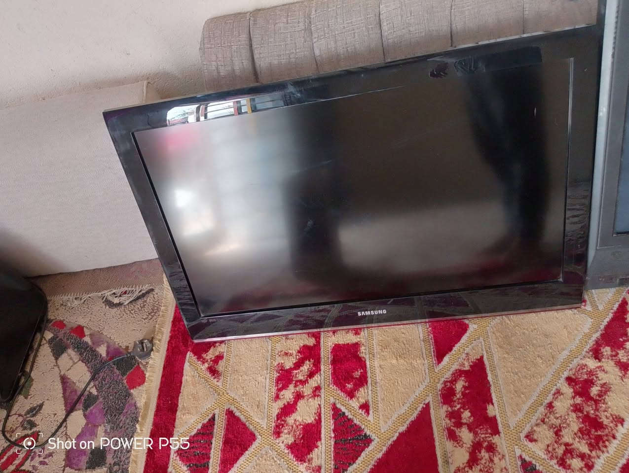 ابلازمات حجم 42 و 43 ياباني. بضاعه كويتيه.  نضافه 90%100 للتواصل  واتس اب او اتصال *********** شرط لا مصلحه ولا شي تاخذه فحص
