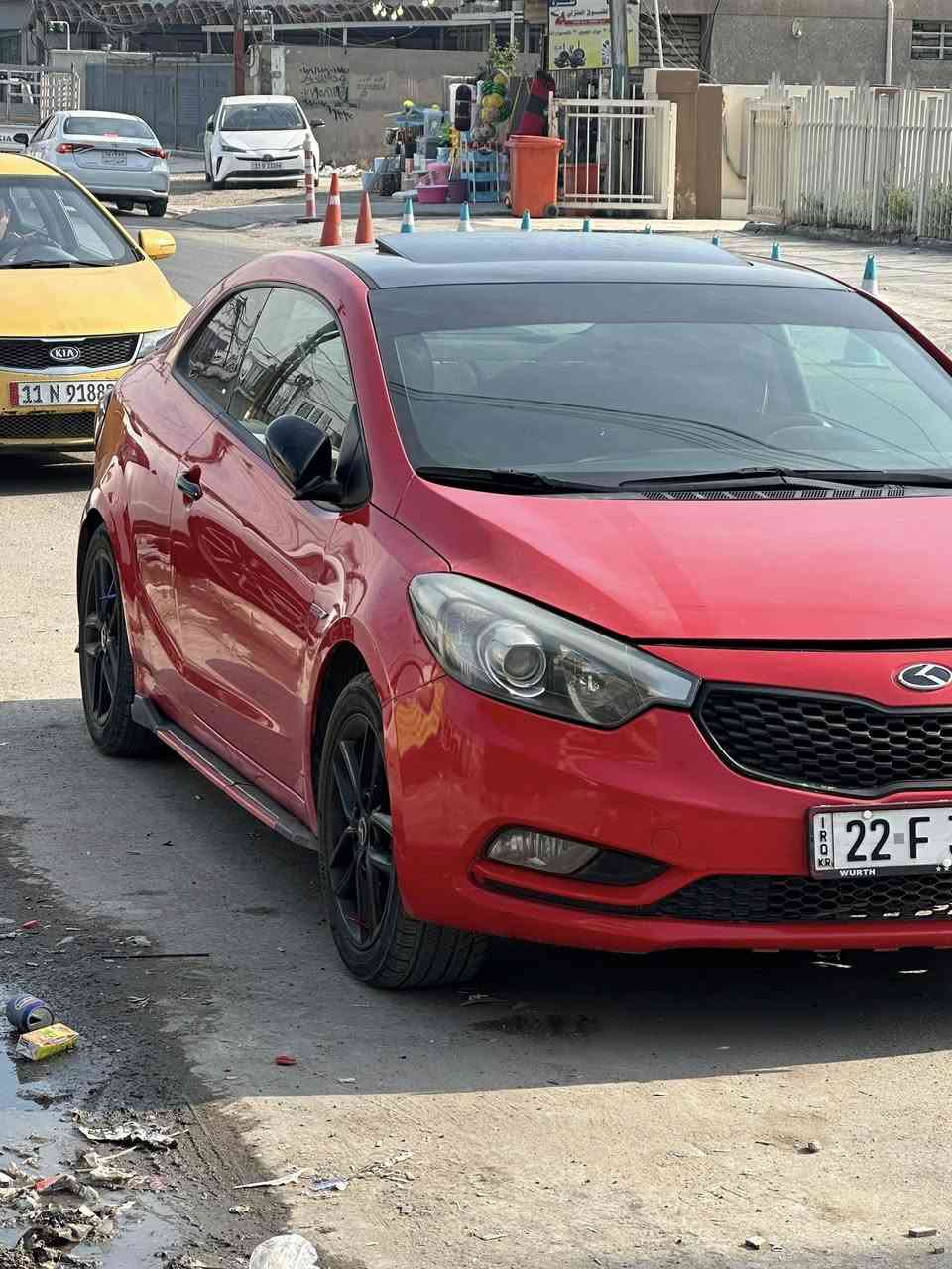 سلام عليكم 
كيا سيراتو 2014 خليجيه كفاله عامه عدا نص جاملغ صبغ فول واحد عله واحد الون احمر مميز ابل شذره 
مواصفات 
بصمه + فتحه سقف+ مري شفط +اناره ترحيب + شفتات ستيرن +تحكم ستيرن + الد داخلي +شاشه +شاشه اعطال+ دمام سوط +اليتات زنن منضومه كامله+جام عازل حراري + سبايدر 
تايرات وصدر جديد وبي ضمال ٣ اشهور امامي خلفي 
هزه وسنويه ورقم جديد 
محرك 2000 دوش 
مكاني بغداد اليرموك الاربع شوارع  
اتصال فقط واتساب او رصيد 
السعر ٩٦ وبيهه مجال
***********
