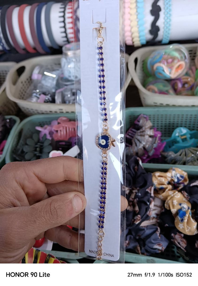 تشكيلة منوعة من الاكسسوارات

العنوان /طويريج _شارع الباله _مجاور مدرسة الخنساء


**إذا كنت صاحب هذا الإعلان وتريد حذفه لأي سبب، رجاءا أرسل رسالة إلى الدعم الفني**