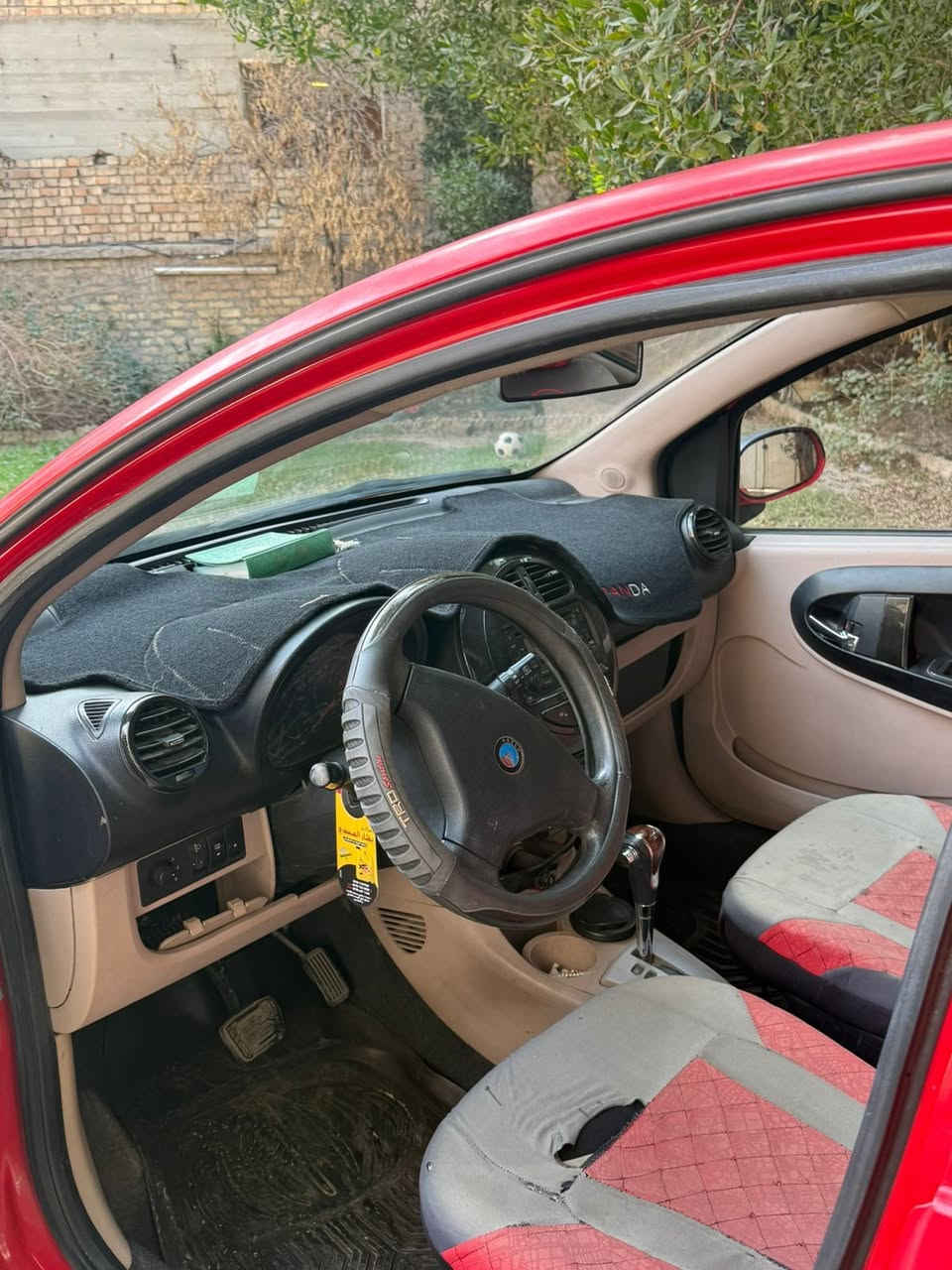 سلام عليكم جيلي پاندا 2013 بلادية مابيها صبغ كير محرك تبريد درجة أولى ماشية اقل من خمسين الف مكان بغداد السعر 47 قفل رقم صاحب السيارة ***********
