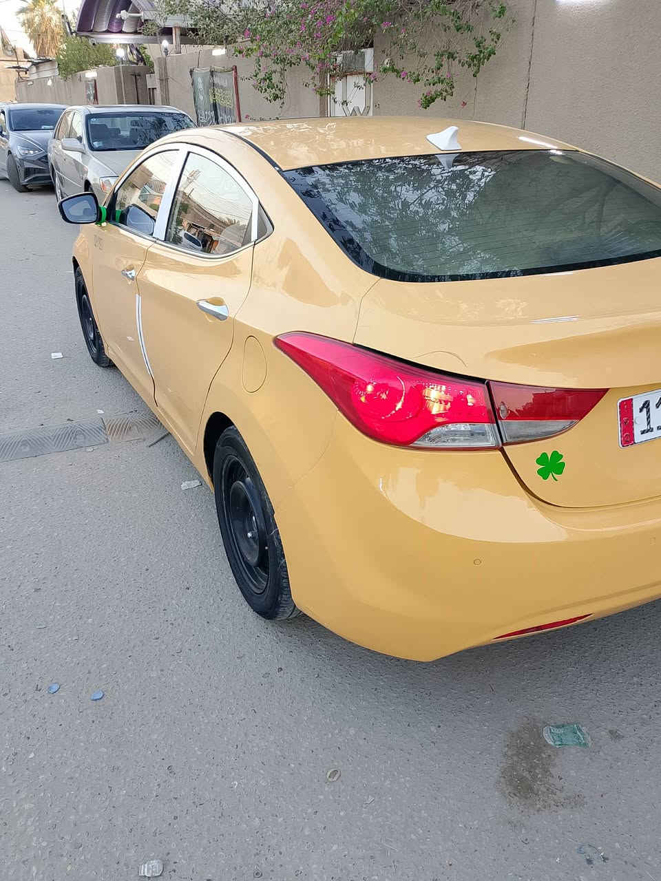 النترا 2013 مكينه 2000 مواصفات فول واحد عل واحد جاهزه من كير ومكينه وحداديه وتبريد وتاير نص عمر سياره جاهزه ما ناقصه اي شيء هزه جديده وسنويه لل 2031 مكان السيارة بابل باسمي مداور ثاني يوم السعر 77 ورقه او مراوس حسب القناعه اي استفسار الاتصال عل الرقم ***********
