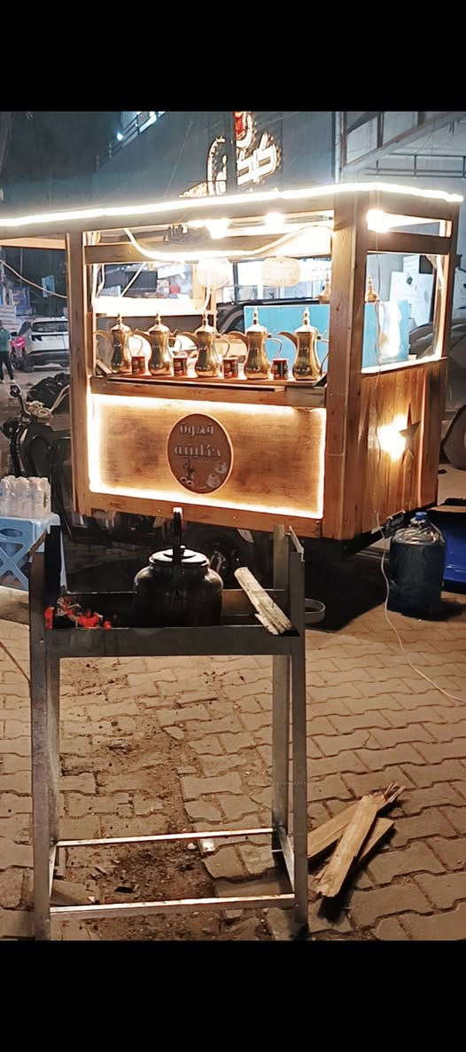 السلام عليكم "  ستوته بسطية گهوة  نضيفة وتشتغل خير من الله  كاملة مع اغراضها  ودلال اصلية  مع مكانها وكهرباء واصله مجانآ  مكانها بغداد الطوبجي شارع 14 رمضان  . سبب البيع لعدم التفرغ
اي استفسار " . ***********
