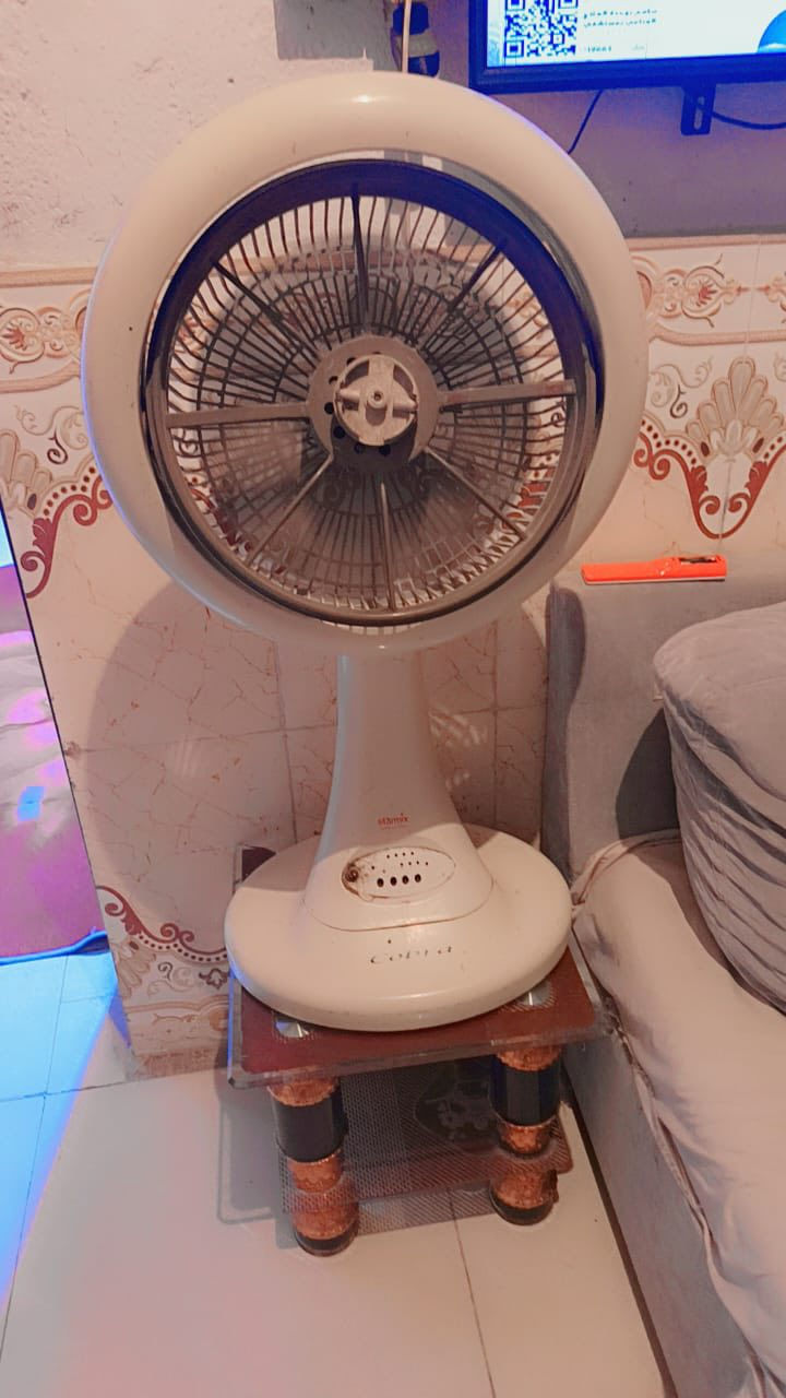 كل هاي الغراض للبيع نضيفات وشغالات وع ضمان مكاني البصره  للاستفسار *********** اتصال أو  واتساب
