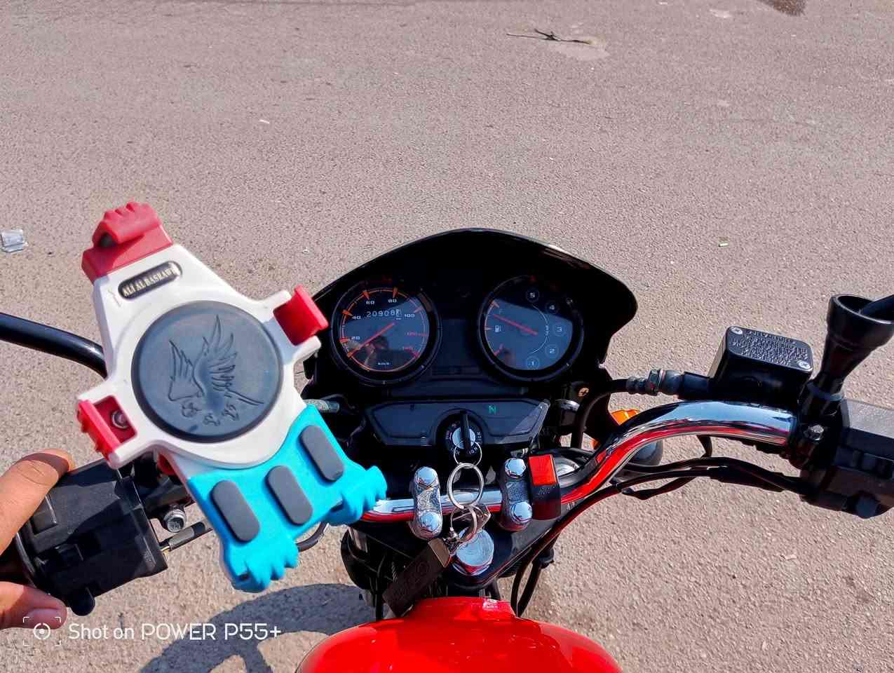 دراجه بوكسر للبيع دراجه خير من الله بيهة بس خيط تبخير رقم ديالى نكليزي تحويل 2 يوم سعر 3 مليون وبيهة مجال رقم الهاتف *********** العنوان بغداد شارع فلسطين
