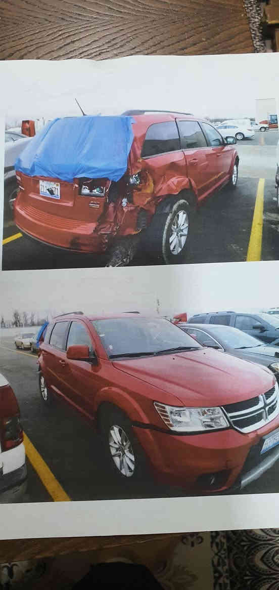 السعر 127$

رقم بغداد دولي 

٧ راكب ٦ سلندر ٣٦٠٠ 

تبريد ٣ قطع 

حادثها خلفي مرفق الصور

مكان السياره بغداد الشعب للتواصل

 ***********
