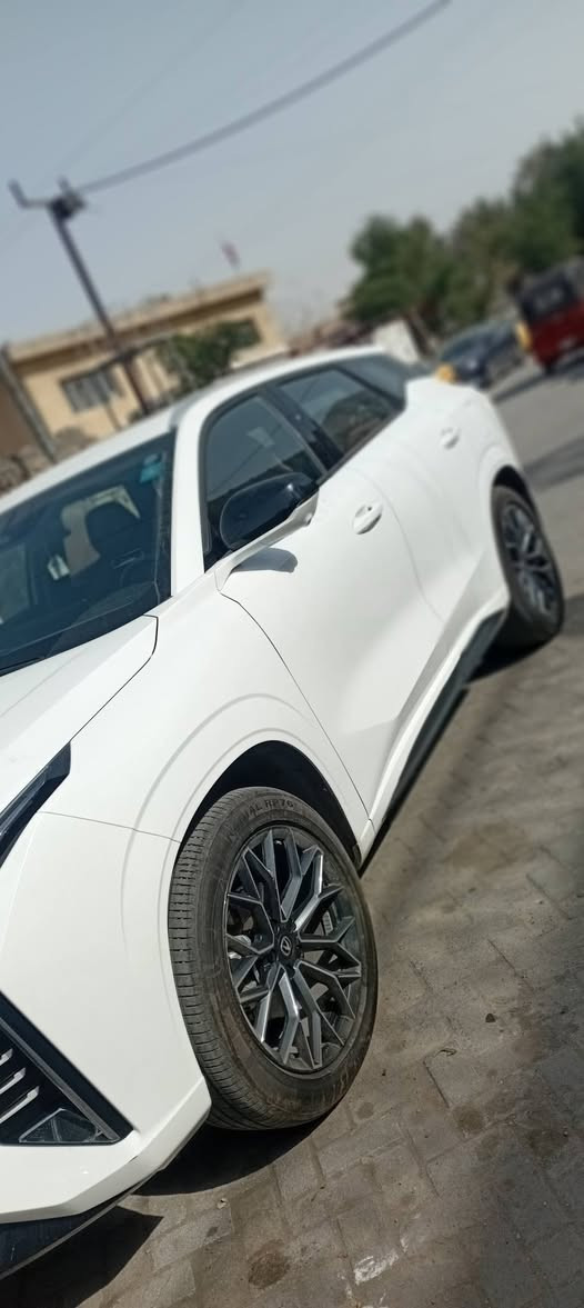 اسلام عليكم سيارة شانجان موديل ٢٥ هايبرت فول فول مواصفات بنورامه مواصفات هواي بيه الستفوارس رقم *********** مكان سيارة بغداد شارع فلصطين
