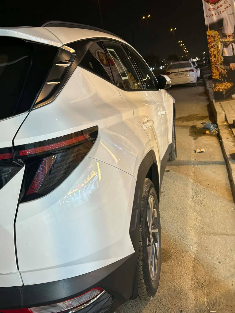 توسان موديل 2024 خليجي
فول مواصفات عدا بانوراما كفاله عامه
محرك 4 سلندر
ماشيه 46 الف كيلو
السيارة نظيفة استعمال شخصي

المواصفات معروفه

للاستفسار: ‭0771 339 1091‬
