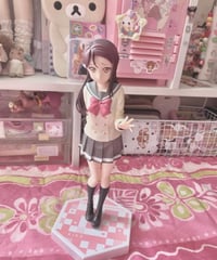 مجسم أصلي • مع البوكس • طويل وثقيل