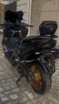 Tmax2019 وكاله الدراجه شوفت عينك ما نقصها برغي واحد وجيب وياك 50فيتر إ...