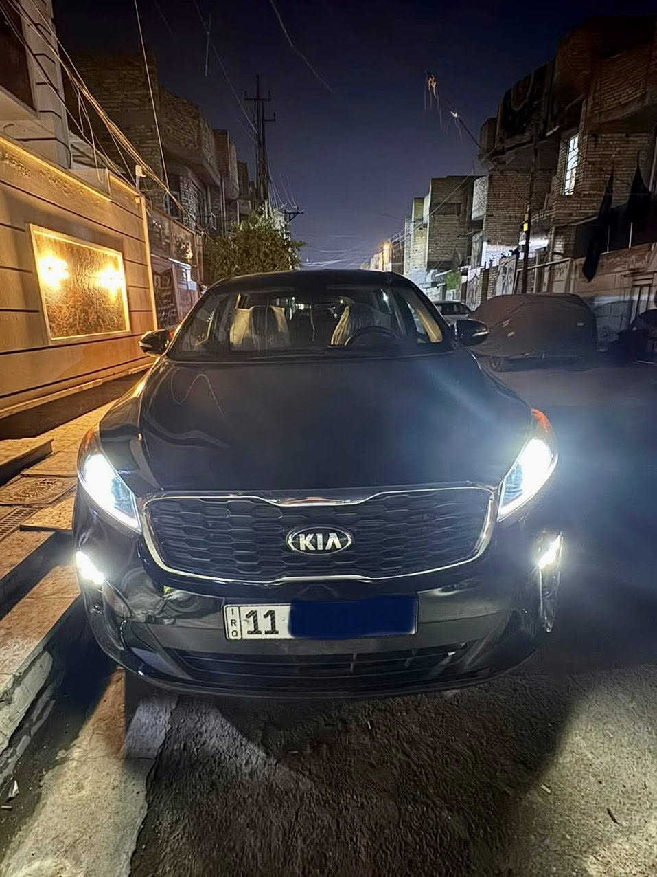 السلام عليكم 
سورنتو موديل 2019 وارد امريكي 
رقم بغداد ب اسمي وتحويل مباشر 
 اربعه سلندر 
ماشيه 71 الف تقريباً 

مواصفات 
🔹رادارات نقطه عمياء 
🔹شاشه جبيره كار بلي 
🔹سبعه راكب 
🔹قطعتين تبريد
🔹4 انظمه قياده 
🔹كروس سرعه
🔹كاميرا خلفيه 
  
السياره كير محرك مكينه تبريد مكفولات وحادث امريكا صبغ بنيد وشويه من التكمه 
العنوان بغداد
السعر178 
رقمي ***********
