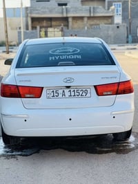 للبيع او مراوس سوناته ٢٠١٠ امريكي كلين بدون حادث بيها صبغ ب داير الجام...