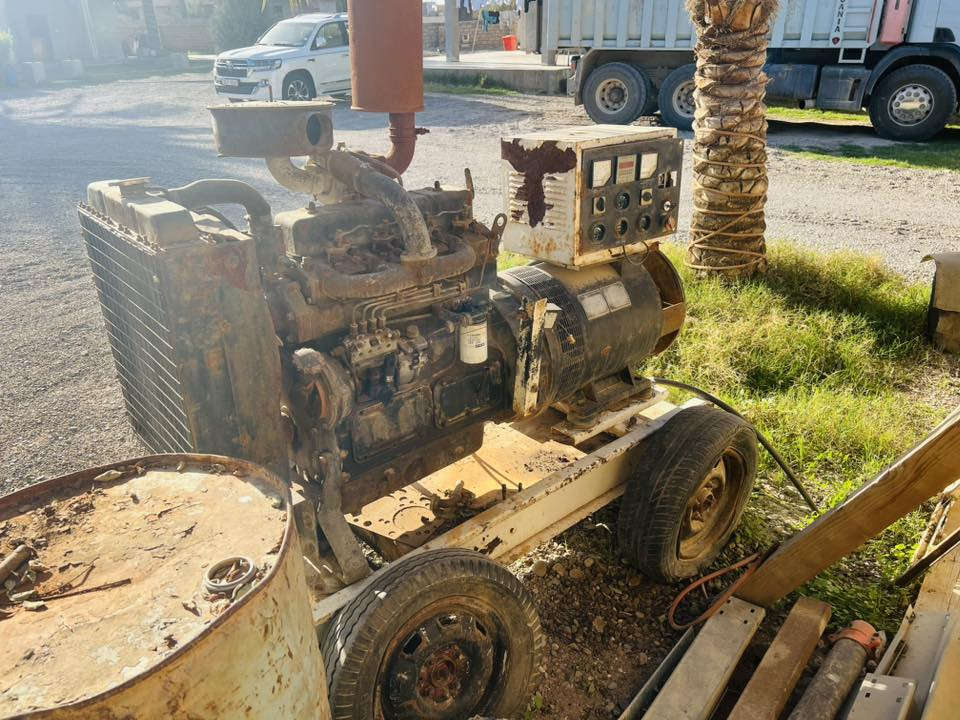 السلام عليكم للبيع مولد 50 كيفي 4 سلندر  ‭٠٧٧١ ٠٠٣ ٢٧٦٠‬مكاني صلاح الدين العلم قريه سمره
