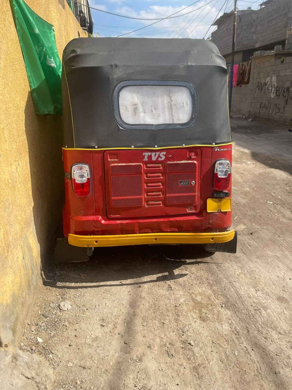 سلام عليكم تكتك للبيع ١٨كامله كبل للشارع لاضربه ولاصبغ تكتك احله من صور كامله عله وضع شركه اوراق مدينه الصدر سعر ٢٩٠٠وبيه مجال اتصل وتدلل ***********
