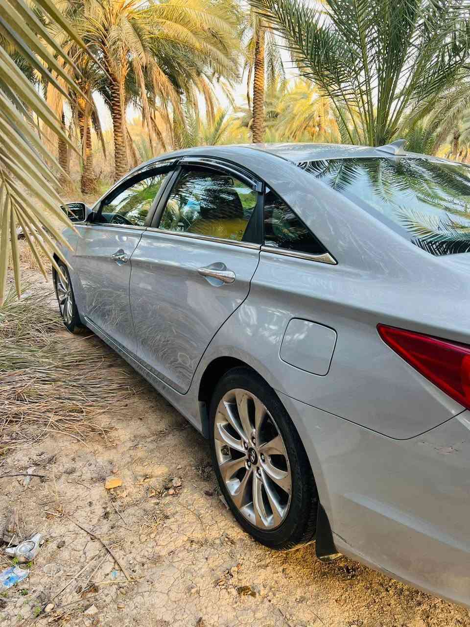 السلام عليكم سوناته 2013 رقم بغداد بسمي وارد امريكي حادثه دعاميه اماميه فقط مكينه 2400 جديده كير حداديه مكفولات  بصمه تحكم سترين فتحه كشنات كهربائيات فول مواصفات سياره نضيفه وجاهزه من كلشي رايده ب( 110 )وبيه مجال للشراي مكاني بابل المسيب غير متواجد علئ الفيس (الشراي يتصل *********** )
